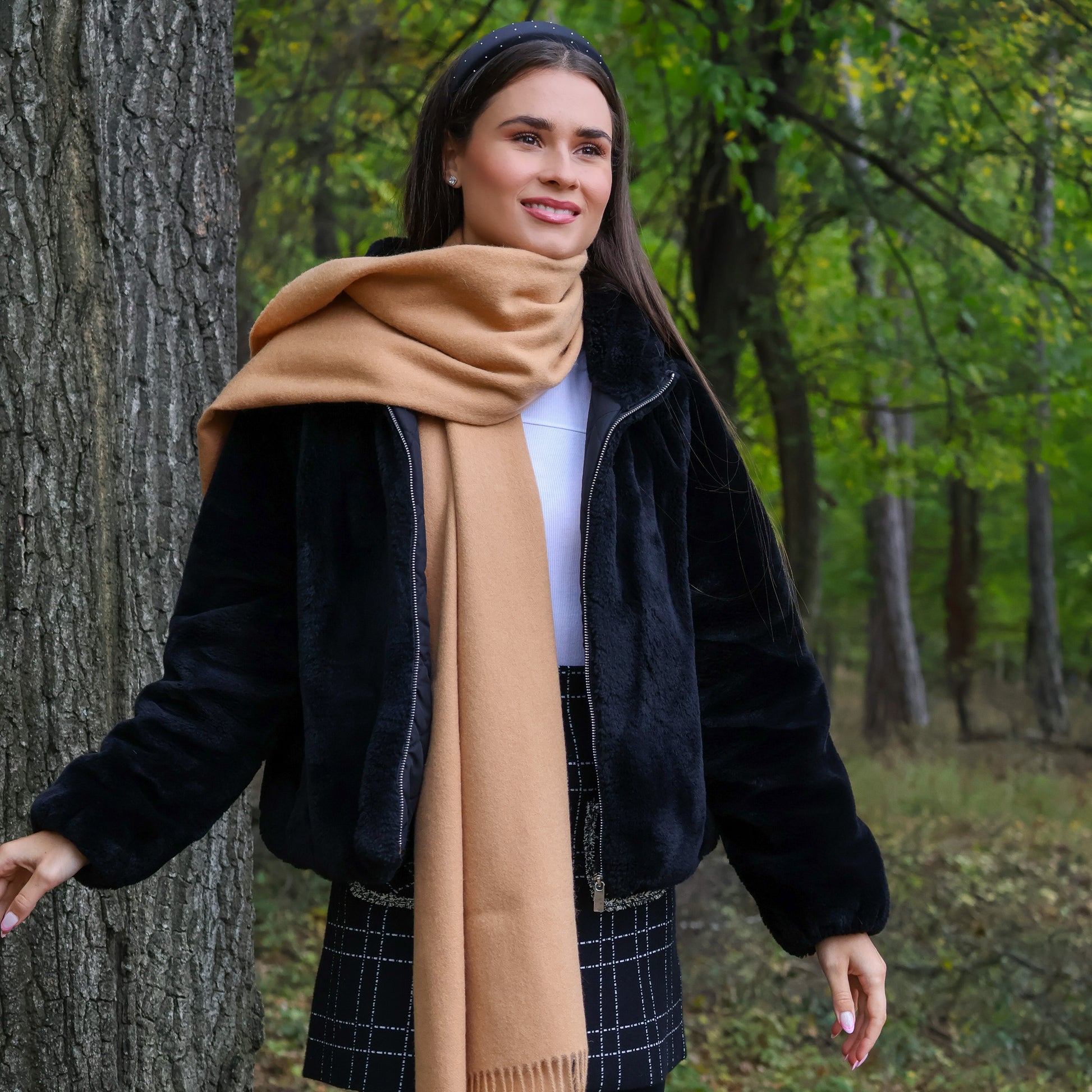 Шал “Luna” – мекота и елегантност от 100% вълна