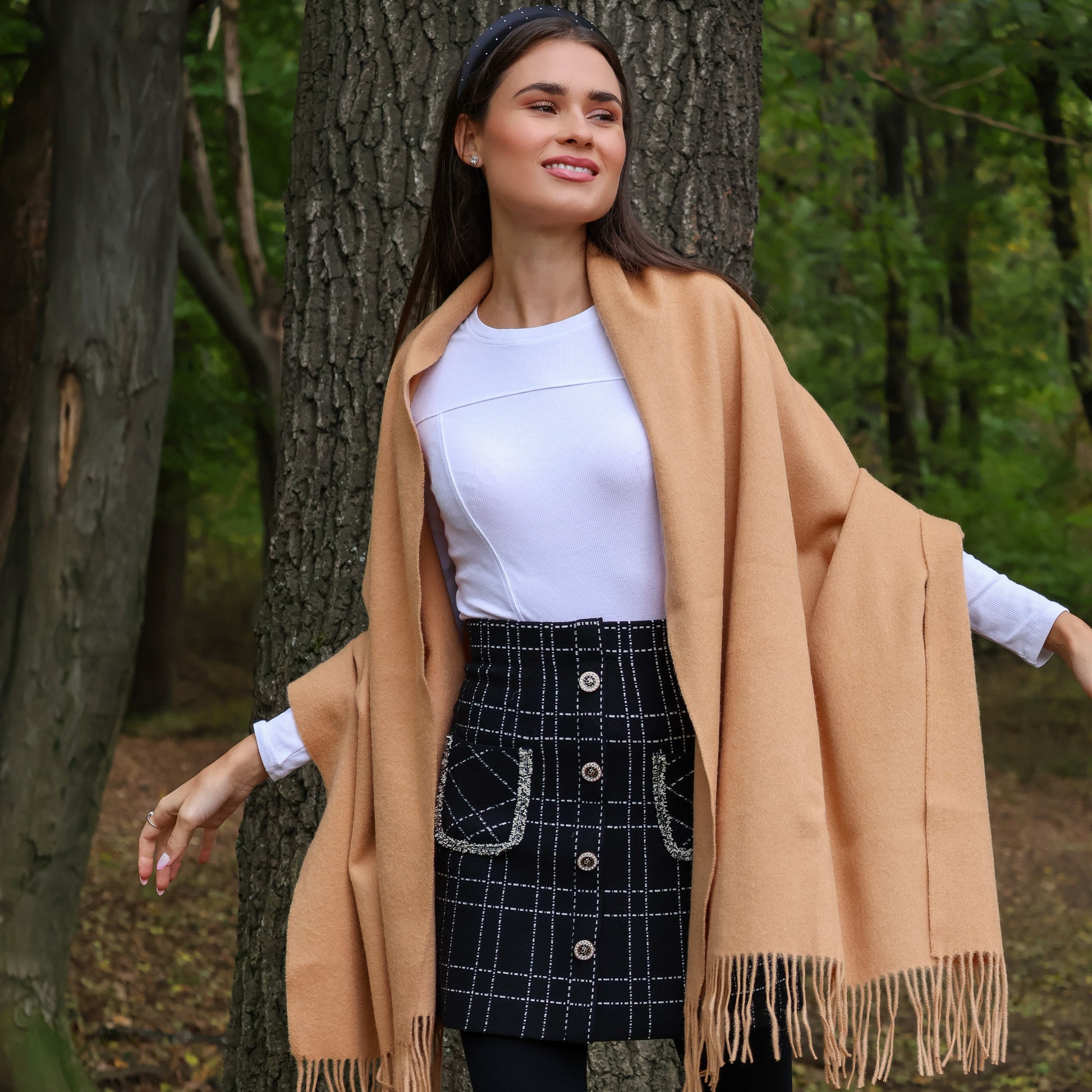 Шал “Luna” – мекота и елегантност от 100% вълна